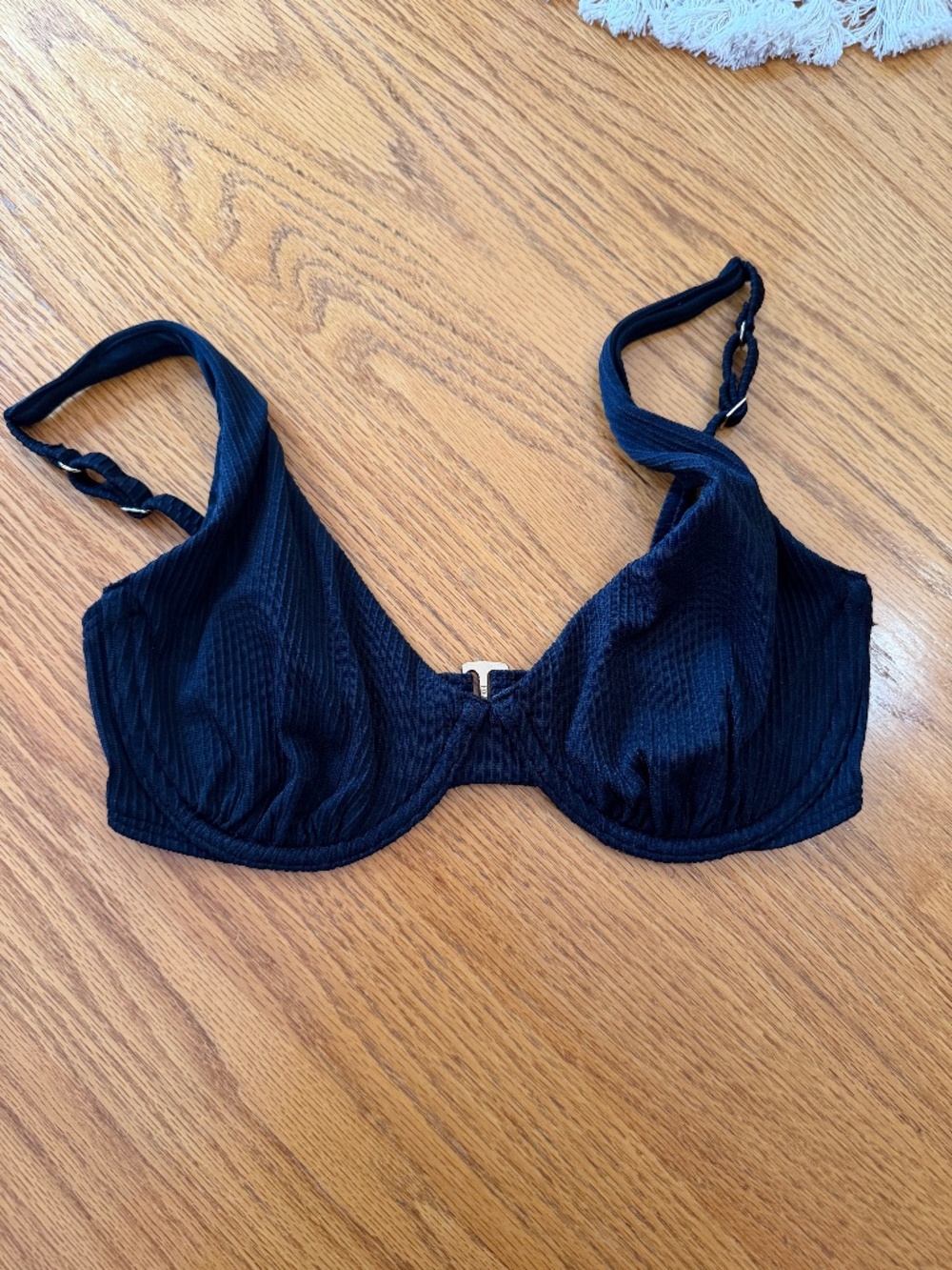 NWT Hollister Curvy Swim Top Size XS